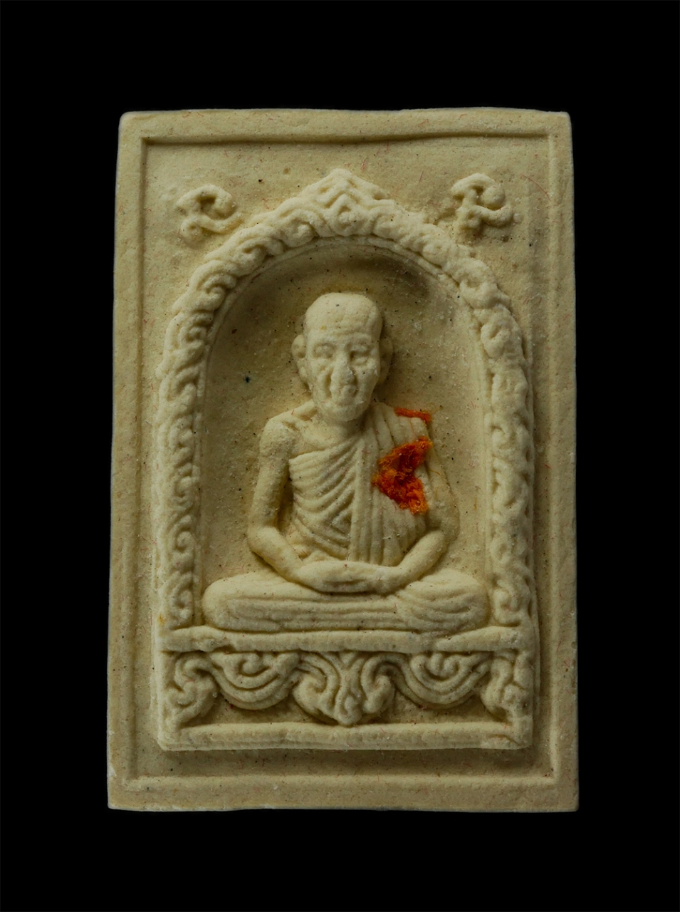 15Jun24 (131)p.jpg - พระผงหลวงพ่อเกษม เขมโก สำนักสุสานไตรลักษณ์ ต.หลวงใต้ อ.ง้าว จ.ลำปาง รุ่นบารมี 81 ปี2535 เนื้อผงพุทธคุณ ผงว่าน ฝังจีวร พระเก่าสวย มวลสารดี พร้องกล่องเด [..] | https://kamulet.in.th